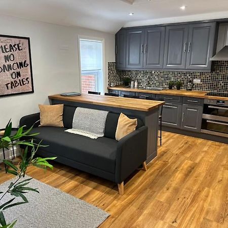 High Wycombe Centre- 2 Bed Flat Apartment Luaran gambar